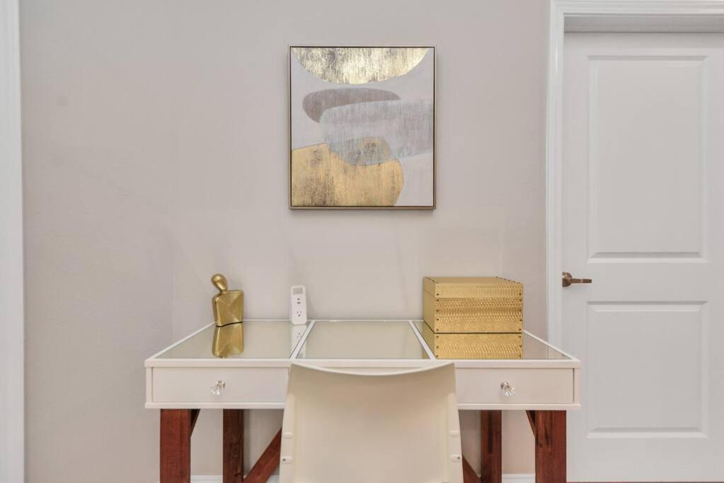 The Golden Treasure Near Kemah Boardwalk! Apartment Exterior foto